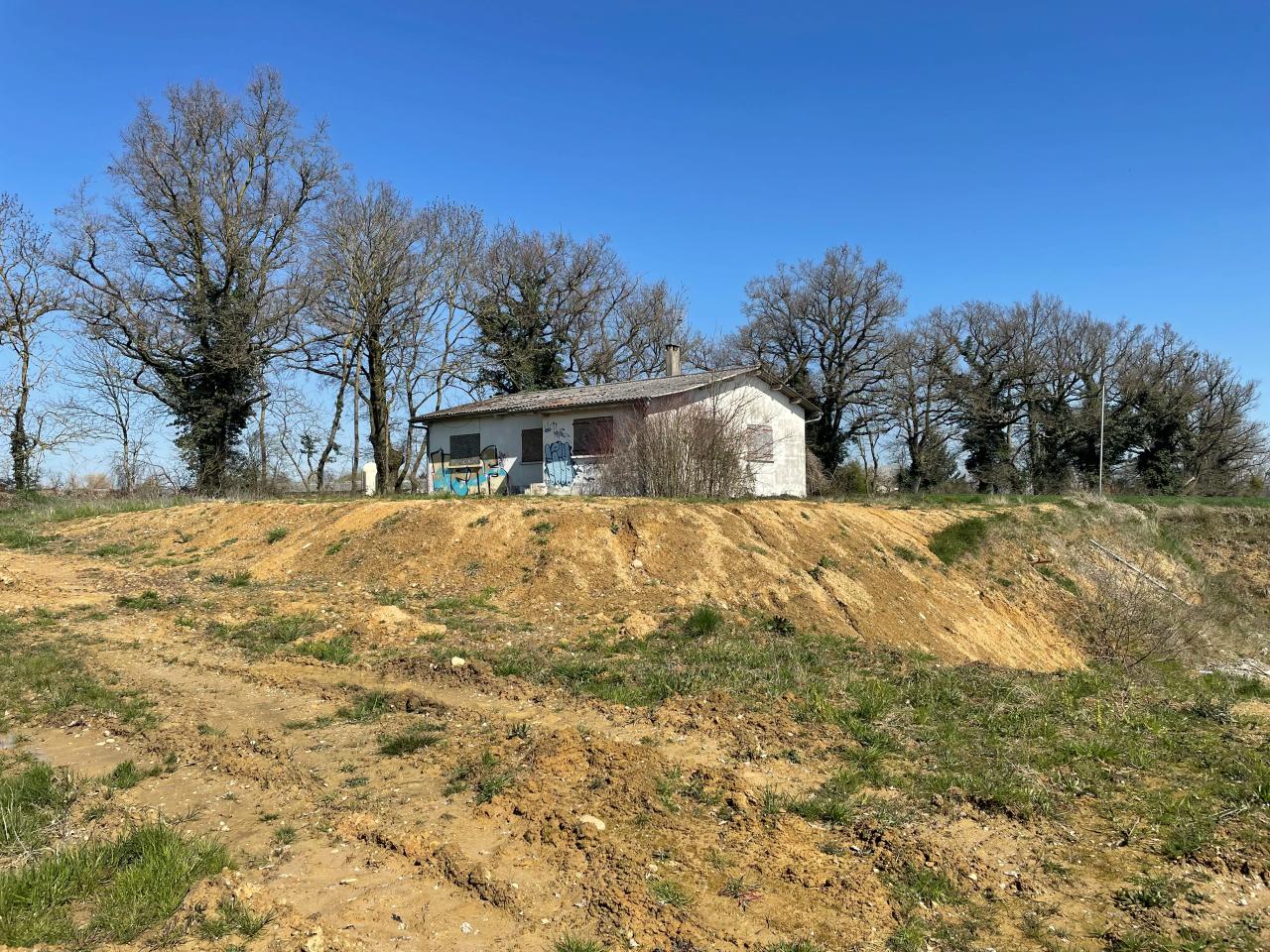 Local d'activité Rignieux-le-Franc 4412m² Vente local d'activité Rignieux-le-Franc Ain OVACT2531985 1